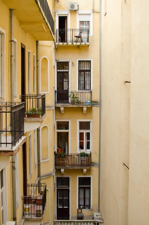 Colors Guest House Budapest Esterno foto